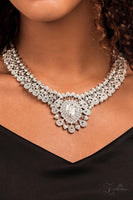 Paparazzi Zi Necklace COLLECTION 2022 Exquisite- HourGlass Shape Necklace